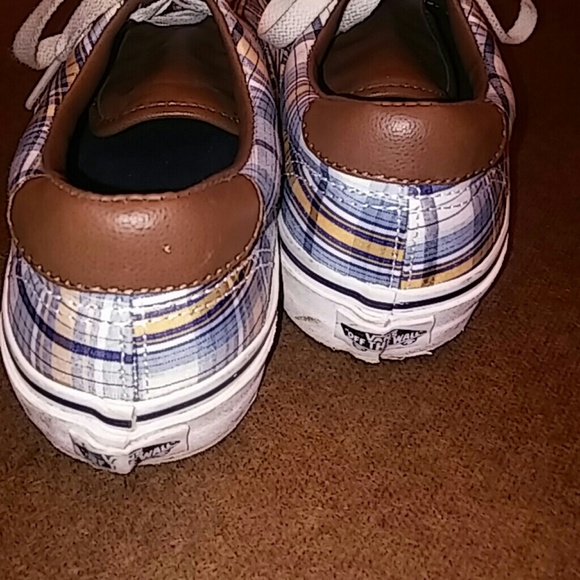 Vans - Picture 5 of 6